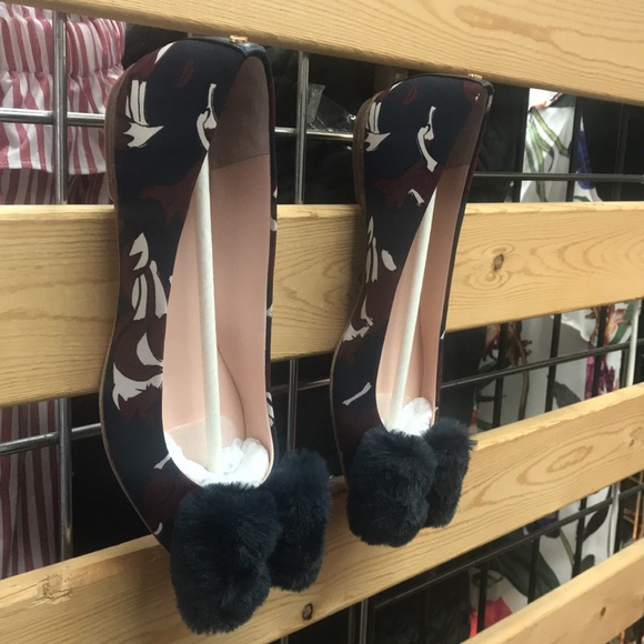 NWT,Kate Spade
Multicolor Ellen Fur Bow,navy multi - Picture 5 of 17